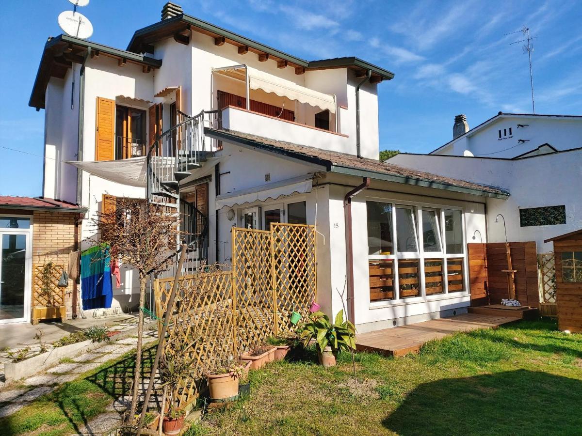 Vila Charming House In Marina Di Ravenna With Fenced Garden Exteriér fotografie